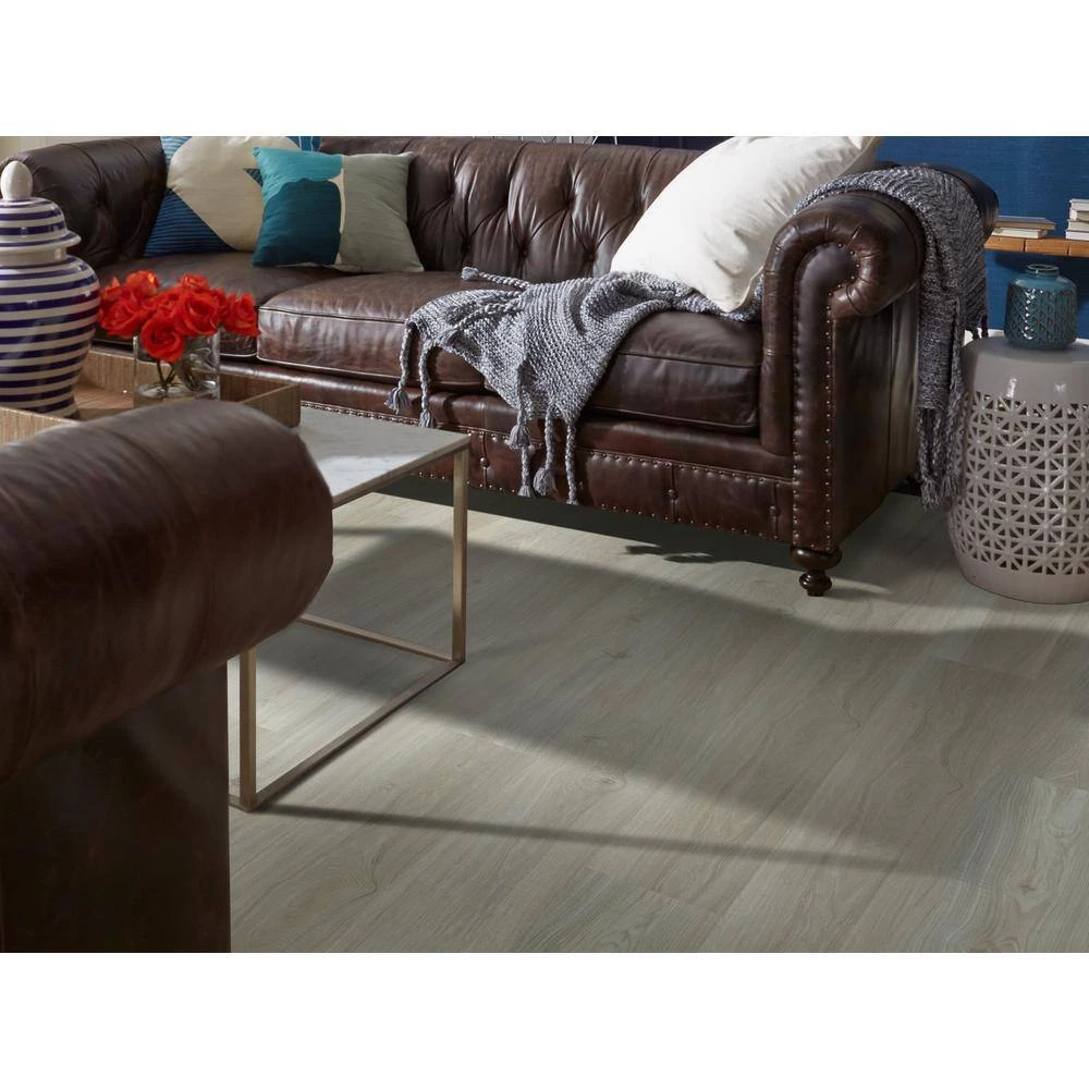 Alliant Alpine 1/8 in. T x 1-1/2 in. W x 94 in. L Vinyl Multi-Purpose Reducer Molding by Shaw 2 Alliant Alpine 1/8 in. T x 1-1/2 in. W x 94 in. L Vinyl Multi-Purpose Reducer Molding by Shaw - Image 2