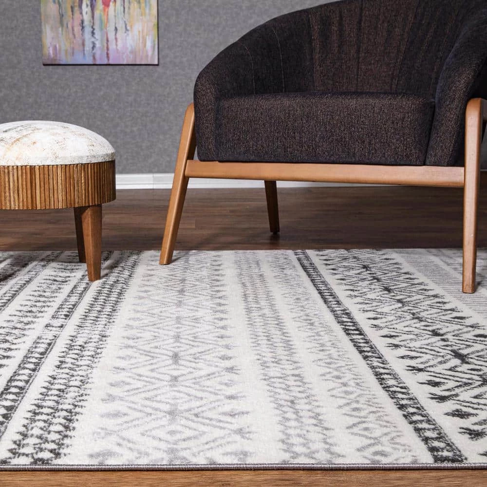 Gray 5 ft. x 7 ft. Distressed Boho Geometric Modern Area Rug by World Rug Gallery 2 Gray 5 ft. x 7 ft. Distressed Boho Geometric Modern Area Rug by World Rug Gallery - Image 2